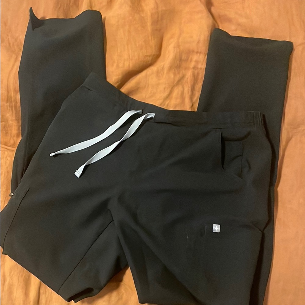 Black FIGS scrubs